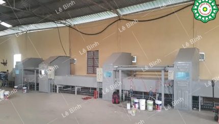 Công Nghệ Phun Sơn Ngói Màu Bằng Máy Phun Sơn Graco King 36 cong nghe phun son ngoi mau bang may graco king 1