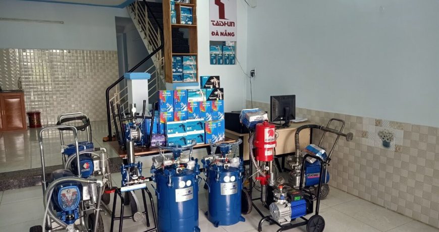 Trải Nghiệm Quy Trình Phun Sơn Nhà Dân Bằng Máy phun sơn Graco 490PC 1 may phun son tai da nang taishun